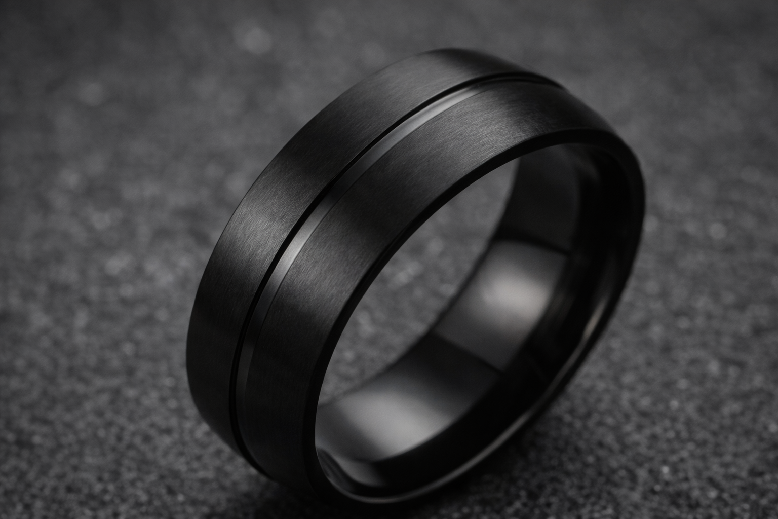 Luxaro Noir Ring
