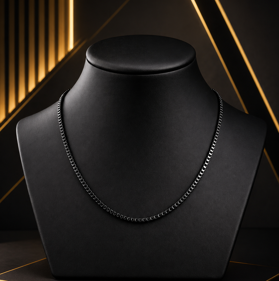 LUXARO Schwarze Box-Halskette Zeitlose Eleganz