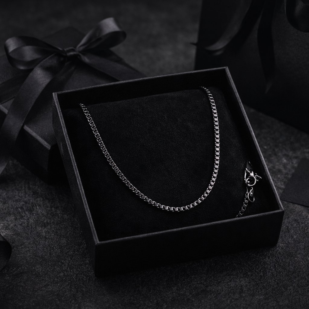 LUXARO Schwarze Box-Halskette Zeitlose Eleganz